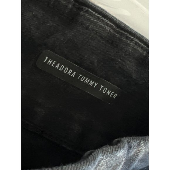 Bandolino Theadora Tummy Toner Pull On Straight Leg Jeans Womens 14 Black - Picture 4 of 10